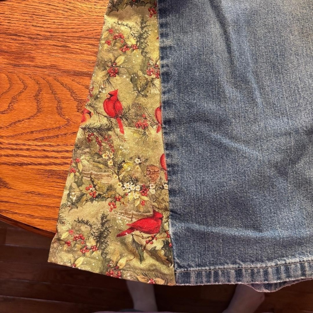 Vintage Upcycled Tommy Hilfiger‎ Flare Jeans Womens Size14R Cardinals Christmas - Picture 9 of 11